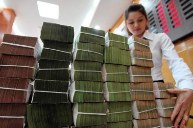 Than khó khăn, đại gia ngân hàng vẫn lãi lớn